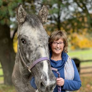 Meet your Posher, Debra